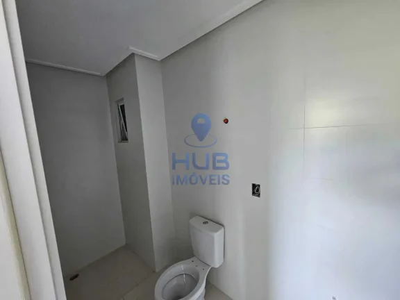 Imagem Apartamento com 2 dormitórios sendo 1 suíte e 1 vaga de garagem em Balneário Camboriú/SC