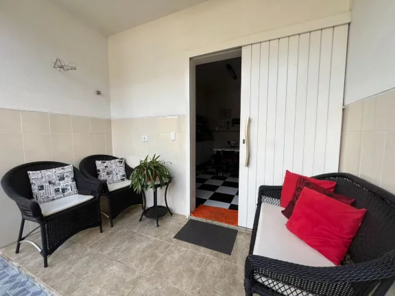 Imagem Sobrado com 4 dormitórios à venda, 154 m² por R$ 899.000,00 - Colônia - Jundiaí/SP