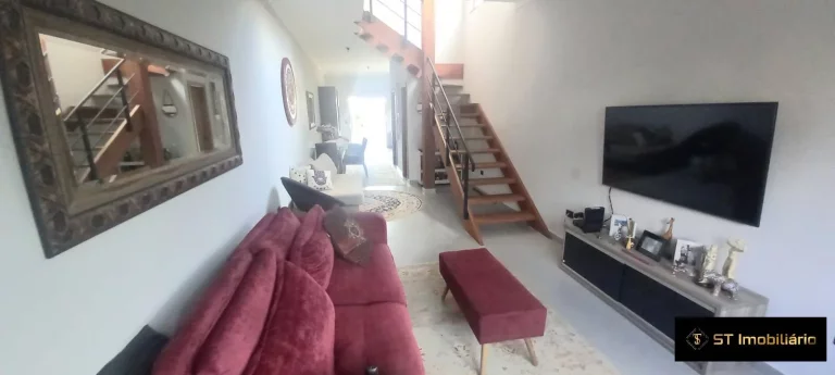 Imagem Sobrado a Venda em Atibaia c/ excelente localização