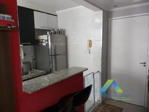 Imagem Lindo Apartamento com 2 dormitórios, 1 vaga excelente localização com facil acesso a comércios e principais avenidas