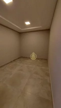 Imagem Casa com 3 suítes, escritório e piscina grande à venda- Condomínio Arara Azul - Ribeirão Preto/SP