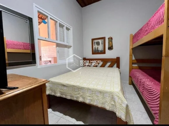 Imagem Excelente opção de investimento, perfeita para casa de veraneio ou locação de temporada, com gra...