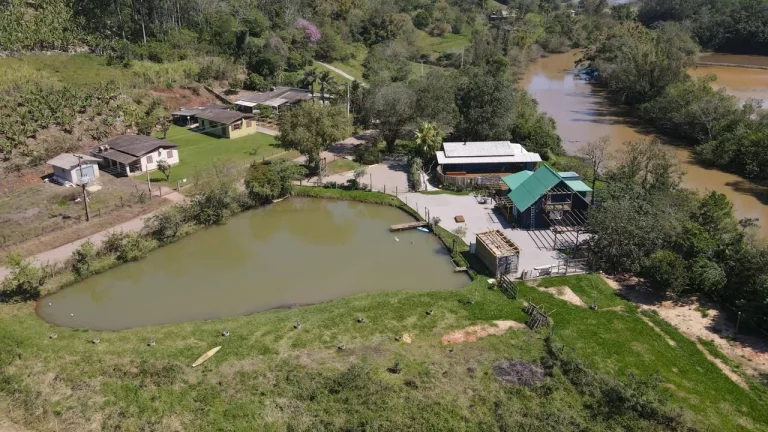 Imagem Chácara à venda em Torres, Vila São João, com 1 quarto, 13752,05m²