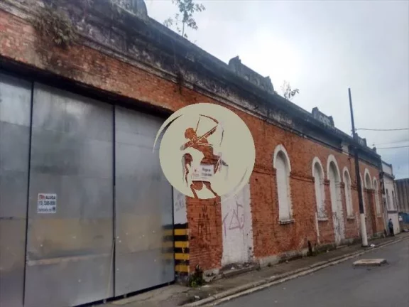 Imagem ALUGA OU VENDE GALPÃO NO CENTRO DE SANTOS LIBERADO PARA CAMOINHÕES E CARRETAS; GALPÃP IDEAL PARA:...