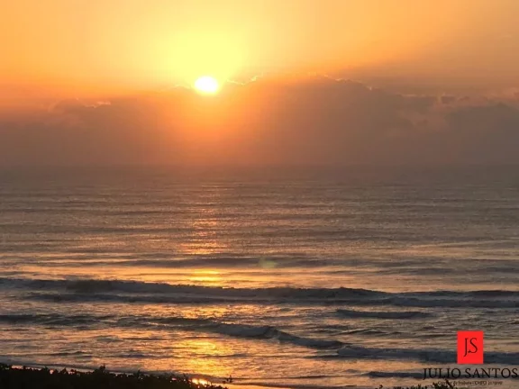 Apartamento frete Para o Mar com 3 suítes