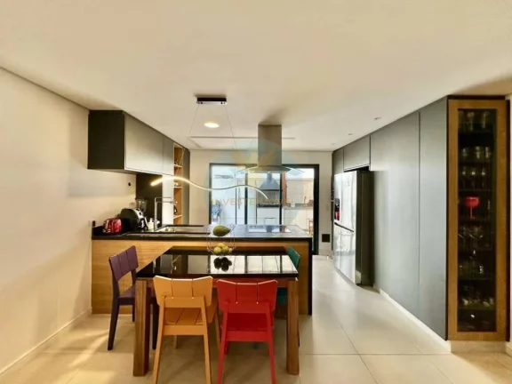 Imagem Casa moderna 4 dorms, 2 suítes, porteira fechada