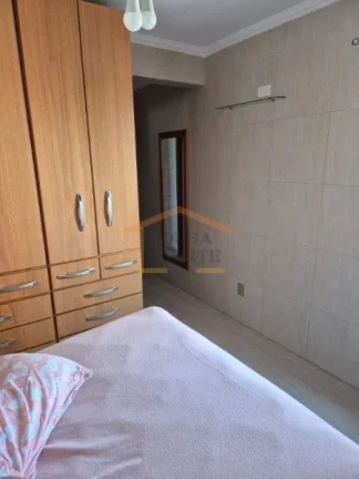 Imagem Apartamento com ambientes amplos e bem distribuídos, 3 dormitórios, sendo 1 suíte, com armários ...