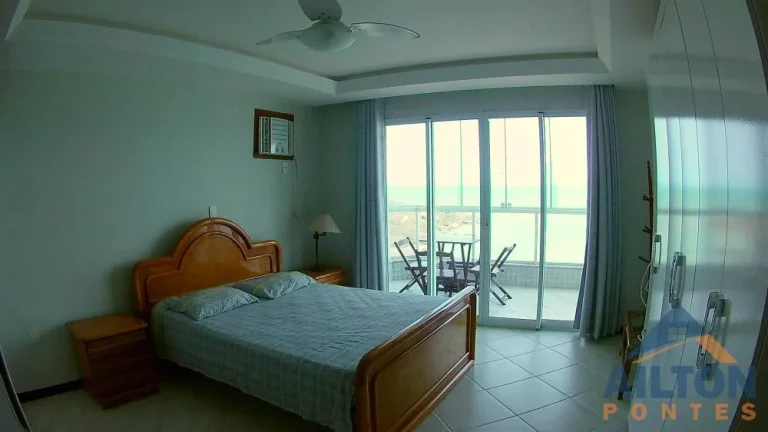 Imagem Apartamento com 4 Quartos Frente p/ Mar à Venda em Praia do Morro - Guarapari/ES