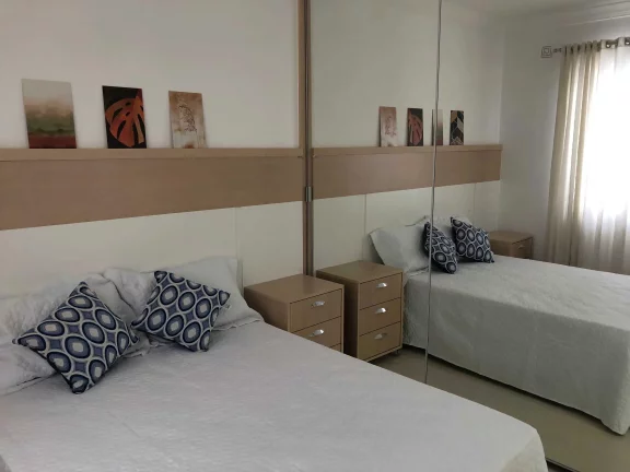 Imagem Apartamento com 3 dormitórios sendo 3 suítes e 2 vagas de garagem em Balneário Camboriú/SC