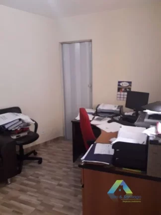 Imagem Vila Campestre Lindo sobrado 125 metros, 3 dormitórios, espaço gourmet com churrasqueira, 2 vagas com excelente localização e valor!!!
