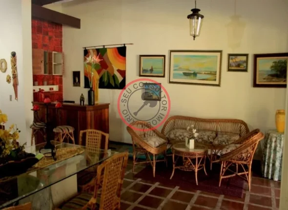Imagem Lindissima Casa Estilo Colonial,POSSUI 4 QUARTOS , PISCINA, AREA GOURMET INDEPENDENTE, CASA DE CASEIRO