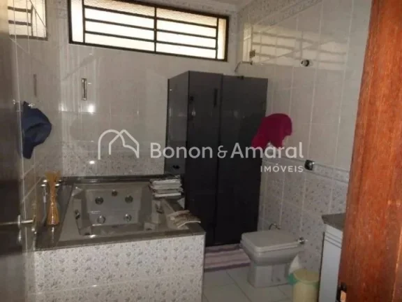 Imagem Residência no Jardim Eulina, CampinasA área social é composta por 3 salas espaçosas, ideal para ...