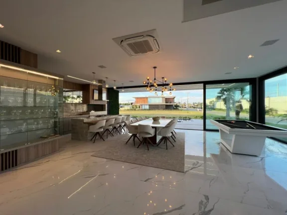 Imagem Casa em Condominio 5 Dormitórios - Bairro --