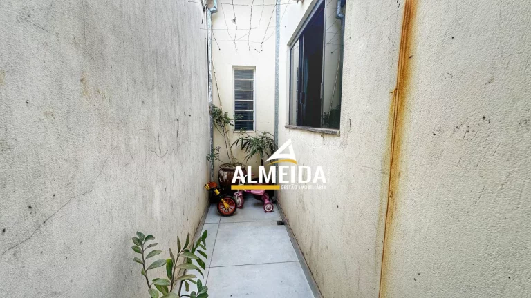 Imagem Casa com 3 dormitórios à venda, 213 m² por R$ 560.000,00 - Jardim Residencial Santa Eliza - Rio Claro/SP