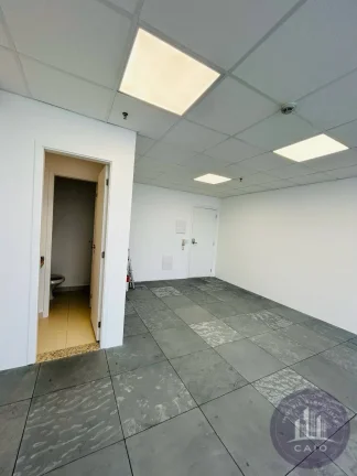 Imagem Sala para aluguel com 43 m² por R$ 2.344,00/mês - Alphaville -SP