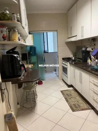 Imagem Apartamento Diferenciado Mobiliado á Venda com 03 Dormitórios sendo 01 Suíte, sacada ampla com churrasqueira a carvão em Meia Praia Itapema - SC