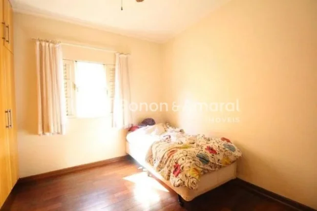 Imagem Excelente casa avarandada para venda, no Loteamento Caminhos de San Conrado com 455 m² área total,...