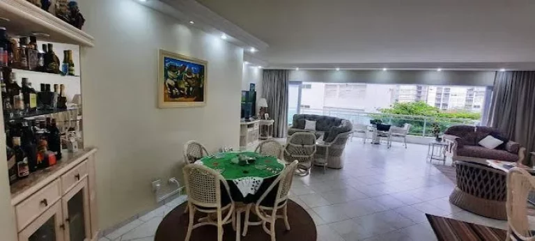 Imagem APARTAMENTO SUPER AMPLO CLEAN, MOBILIADO, COM VISTA PARA O MAR