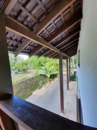 Imagem Casa de alto padrão mobiliada com 3 dormitórios sendo 1 suíte e 5 vagas de garagem em Penha
