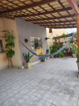 Imagem Casa com 3 quartos na Chácara Bela Vista, em terreno com 150m² com 100m² de área construída pos...
