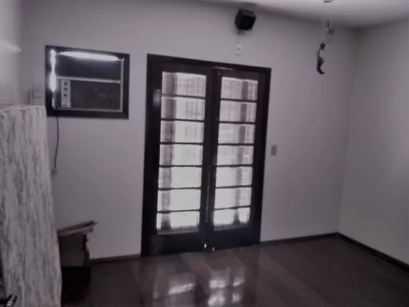 Imagem Casa em excelente localização próximo as principais avenidas
