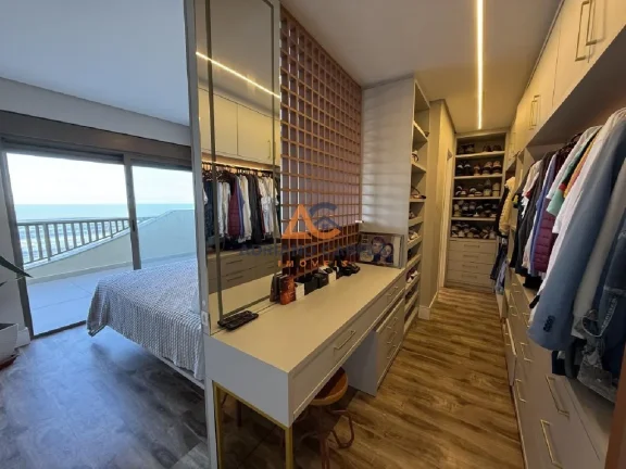Imagem Cobertura duplex com 271m² de área privativa e 4 suítes, frente mar na Praia do Gravatá em Navegantes - Adriano Carpes Imóveis vende!