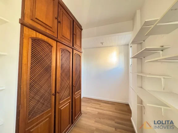 Imagem Apartamento no Centro de Florianópolis com 3 quartos e vaga de garagem!