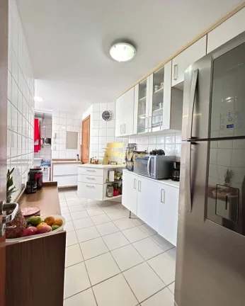 Imagem Excelente 03 quartos em Jardim Camburi!!