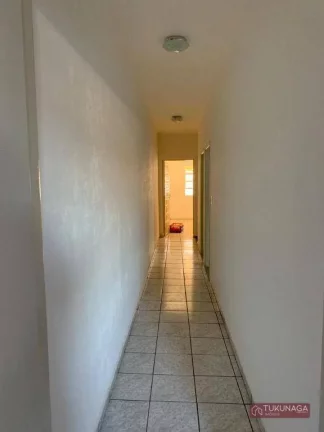 Imagem Sobrado com 2 quartos para alugar, 165 m² por R$ 3.206/mês - Jardim Paraventi - Guarulhos/SP