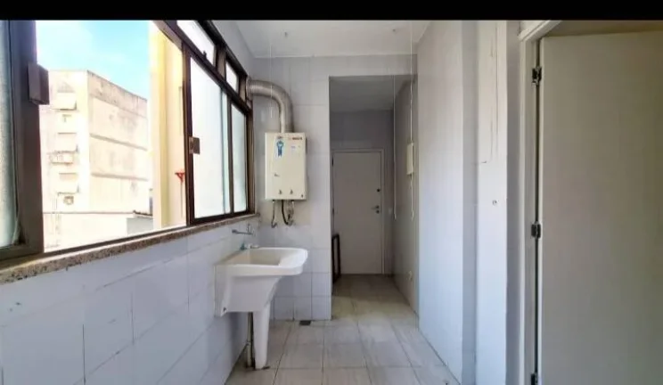 Imagem APARTAMENTO 3 QUARTOS COM VARANDA LUGAR BUCÓLICO GÁVEA
