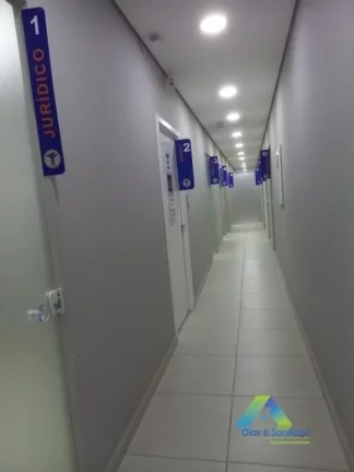 Imagem Sala Comercial com 15m² com toda infraestrutura em localização privilegiada na Vila das Mercês/Saúde. Ambiente ideal para profissionais ligados a área de estética e saúde.