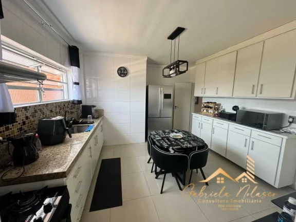 Imagem Apartamento de 3 dormitórios na Ponta da Praia