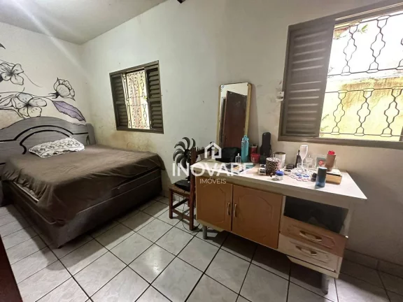 Imagem Casa com 2 dormitórios à venda, 118 m² por R$ 300.000,00 - Setor Paranaíba - Itumbiara/GO