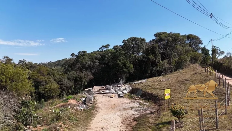 Imagem Terreno com 23.840m² no Parque da Ferradura Seu Refúgio em Campos do Jordão