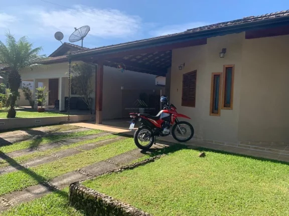 Imagem Casa em Condomínio para Venda em Ubatuba / SP no bairro Horto