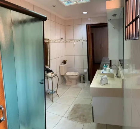 Imagem Casa Térrea com 3 Dormitórios sendo 2 Suíte, 1 Banheiro 2 Vagas!