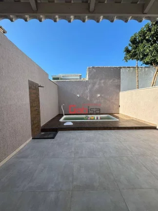 Imagem Casa com 4 dormitórios à venda, 220 m² por R$ 795.000,00 - Nova São Pedro - São Pedro da Aldeia/RJ