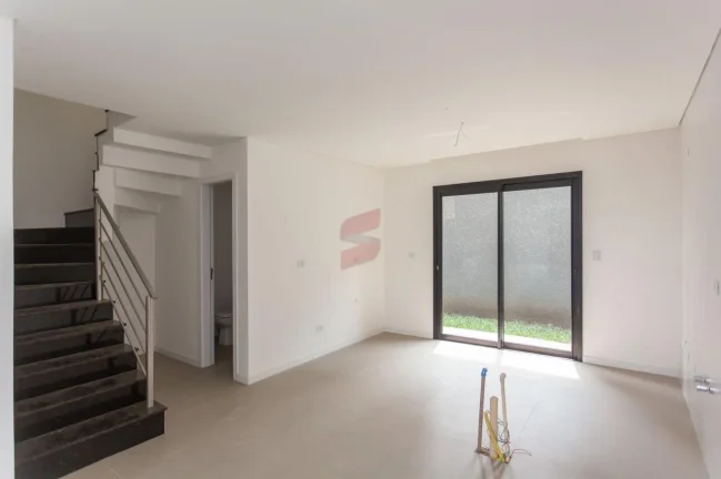 Imagem SOBRADO com 3 dormitórios à venda com 139.45m² por R$ 889.000,00 no bairro Pilarzinho - CURITIBA / PR