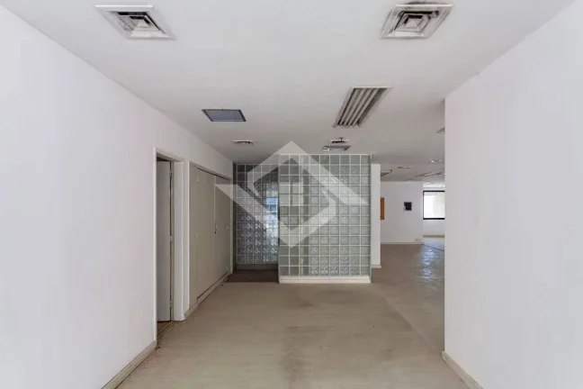 Imagem Andar Corporativo 500m² na Principal Via do Centro com Ar Central