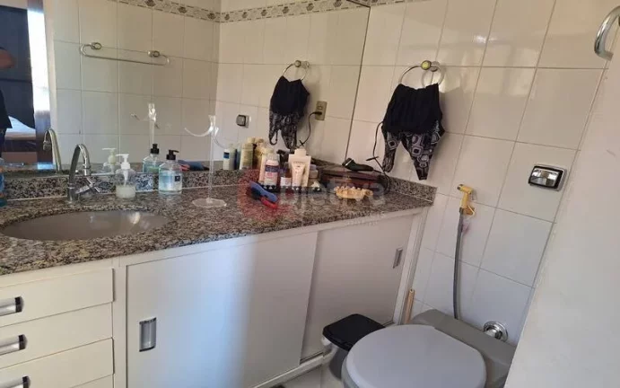 Imagem Lindo apartamento de 3 quartos a venda na passagem em Cabo Frio