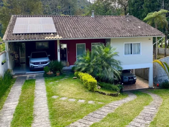 Imagem Casa para Venda em Nova Friburgo, Mury, 2 dormitórios, 1 banheiro, 1 vaga