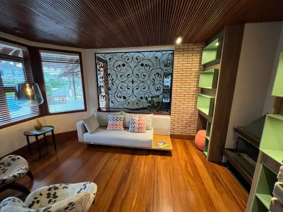 Imagem Casa em dois lotes a venda Condomínio Bougainville II piscina aquecida