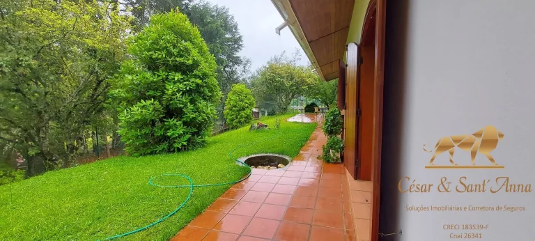 Imagem Casa a venda, com 5 dormitórios e 260m² em Campos do Jordão/SP