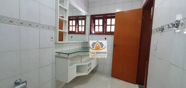 Imagem Casa Condominio, 4 Quartos, 4 Salas, Piscina