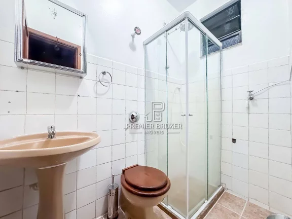 Imagem Kitnet à venda, 20 m² por R$ 140.000,00 - São Pedro - Teresópolis/RJ