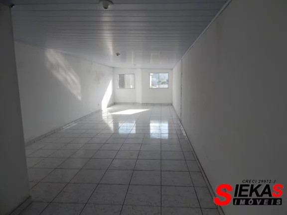 Imagem Casa à venda na Penha, São Paulo-SP com 3 quartos, 3 suítes e 6 vagas de garagem!