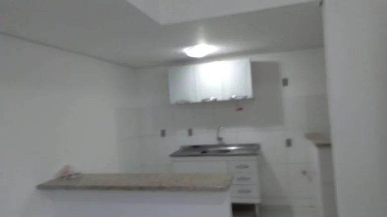 Apartamento/kitnet, 1 dormitório, Jd. Colonial, próximo da Unesp.