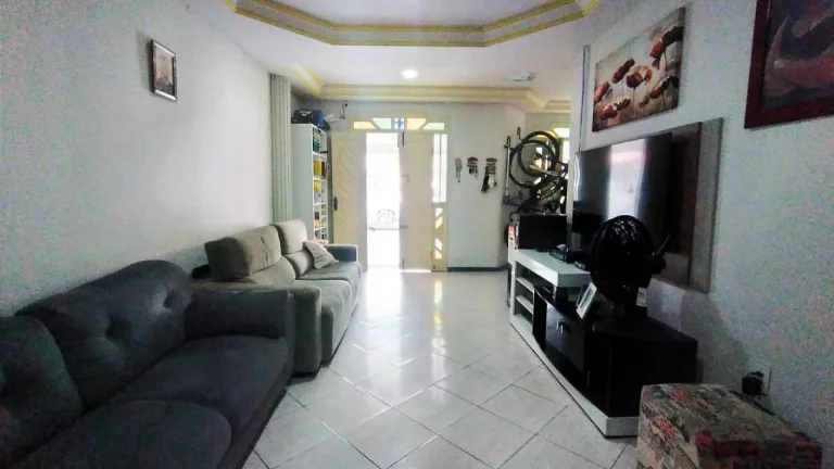 Imagem Casa no Getúlio Vargas - 2/4, Suíte, 2Wc, 145m², 2 Vagas - Confira!