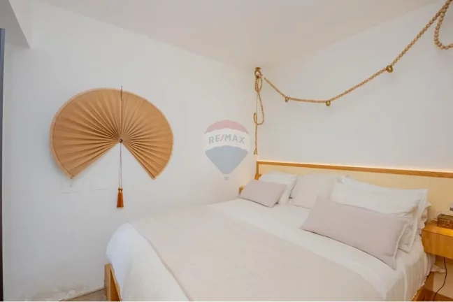 Imagem Apartamento Garden que se destaca pela localização no bairro charmoso da Vila Madalena, com 2 dormitórios, sendo 1 suite, 2 banheiros e 1 vaga .