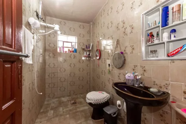Imagem 2 Casas à venda com 2 vagas de garagem cobertas, despensa e quintal por R$400.000 - Vila Ayrosa-Osasco-SP